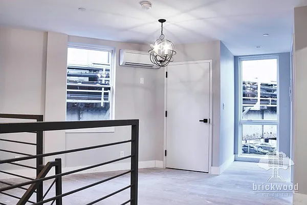 Rented by Brickwood Realty | media 8