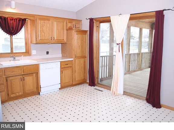 4th image of 8613 Oregon Ave N