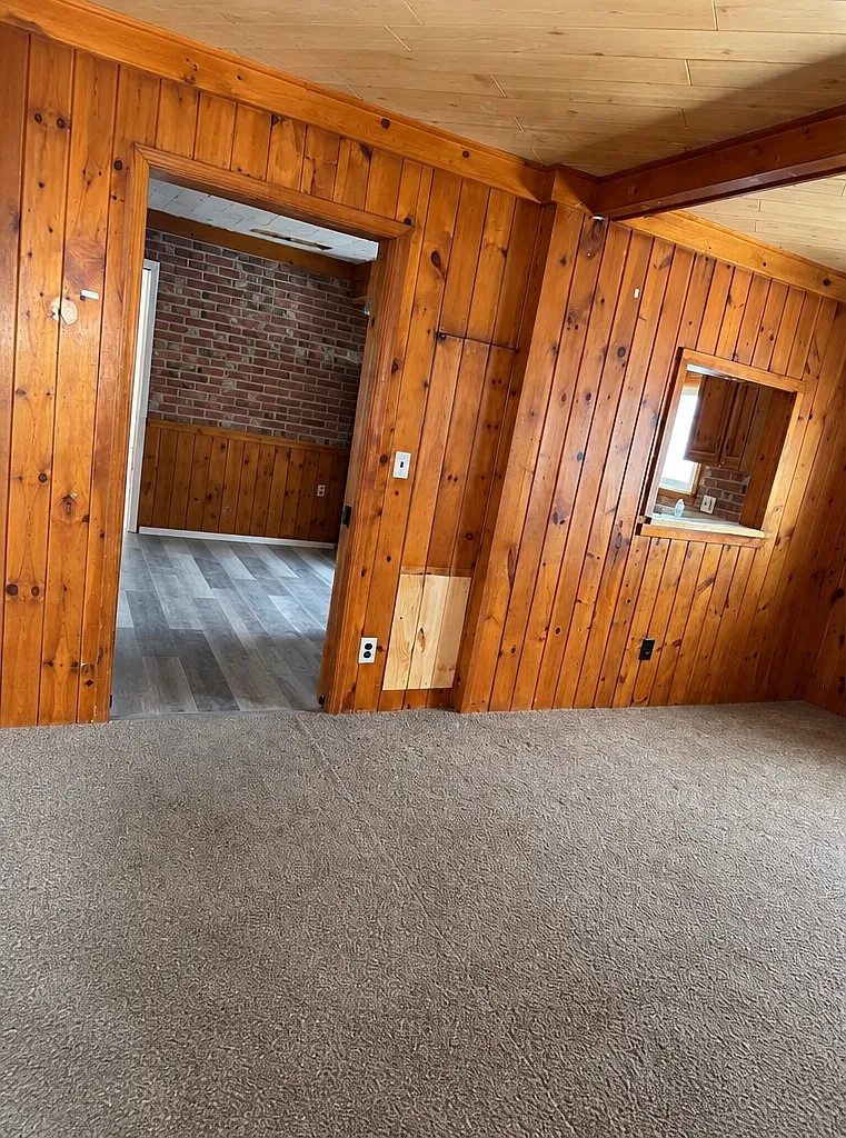 3 bed, 1074 sqft, $1,400 — Photo 2