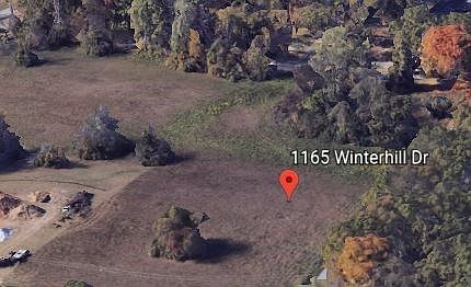 2nd image of 1165 Winterhill Dr