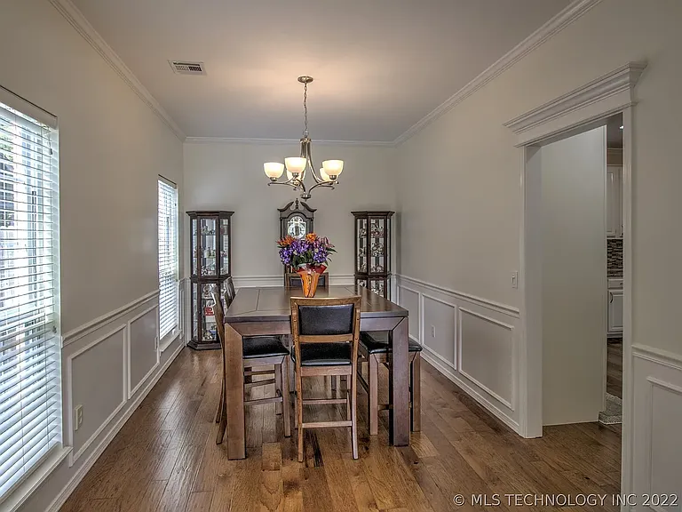 2422 S Redwood Pl — Photo 18