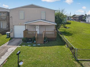 2115 Hollywood Ave, Galveston, TX 77551