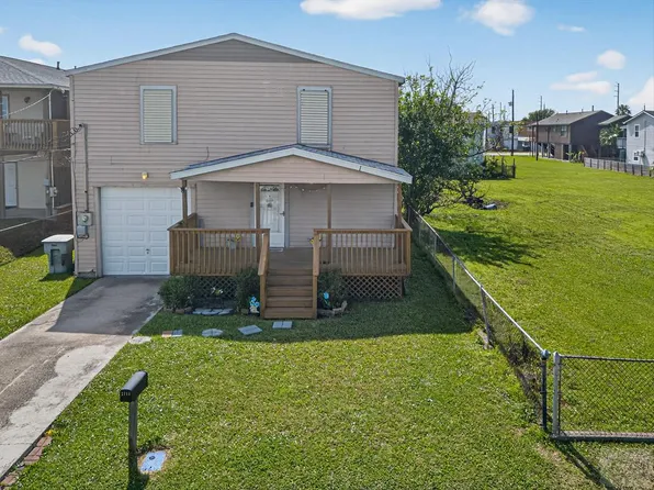 2115 Hollywood Ave, Galveston, TX 77551