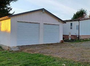 98018 Gerlach Ln, Brookings, OR