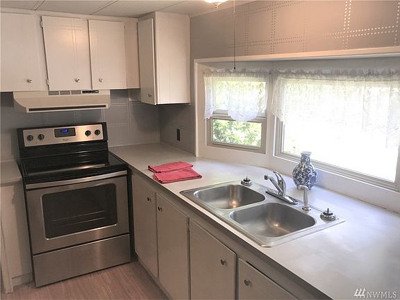 4th image of 900 29th St SE #G9