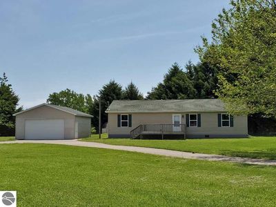 11027 S Wise Rd, Saint Louis, MI, 48880