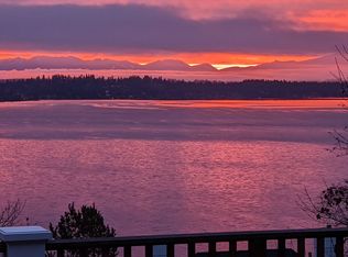 1730 Evergreen Pl, Seattle, WA 98122