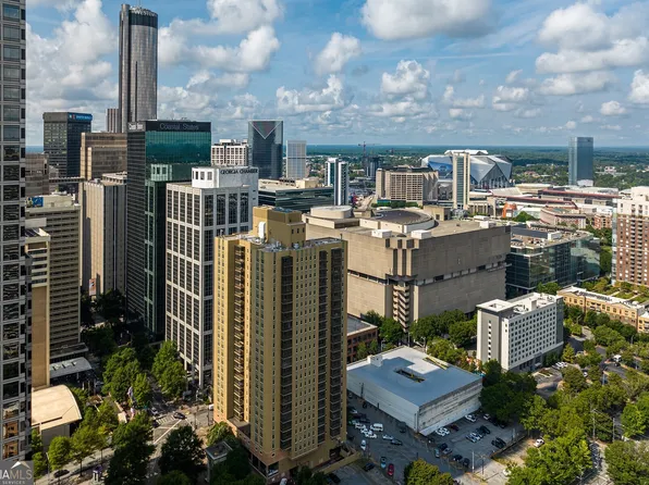 300 Peachtree St NE APT 22L, Atlanta, GA 30308
