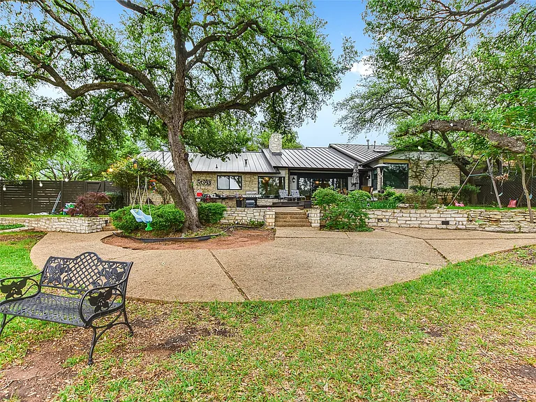 5101 Rain Creek Pkwy — Photo 22