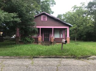2705 McKinney St, Mobile, AL 36607
