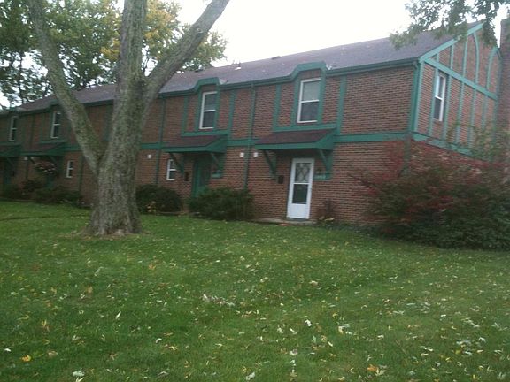 3rd image of 1552 Longeaton Dr
