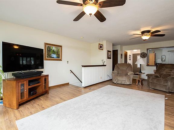 4th image of 3376 Cavendish Ct