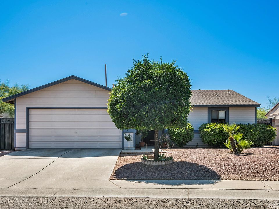 1st image of 5851 N Edenbrook Ln