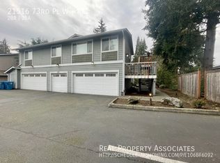 21516 73rd Pl W APT E, Edmonds, WA 98026