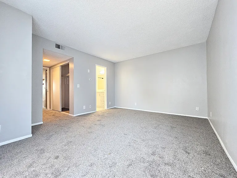 252 Date Ave #F — Photo 26