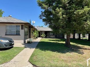 3217 E Clinton Ave, Fresno, CA