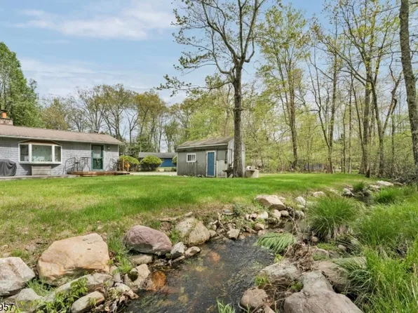 11 Doris Dr, Frankford Twp., NJ 07860
