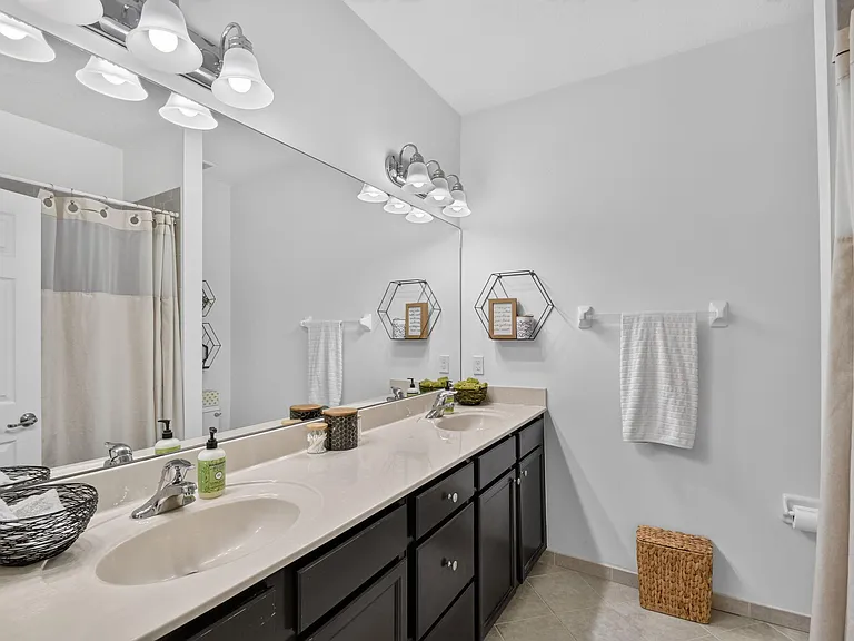 10139 Wellington Parc Dr — Photo 24