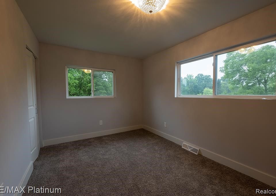 5080 Chilson Rd, Howell, MI 48843 Zillow