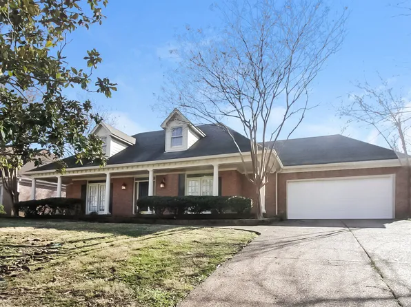 8699 Wood Mills Dr W, Cordova, TN 38016