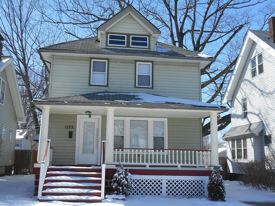 1st image of 1332 Nelson St
