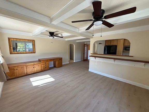 5th image of 731 Normal Ave