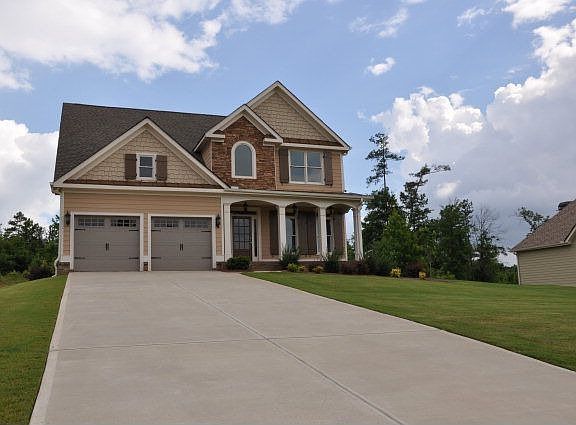 3rd image of 1071 Thornwood Dr