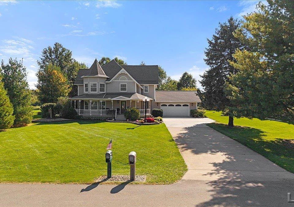 1st image of 4207 Crescent View Dr