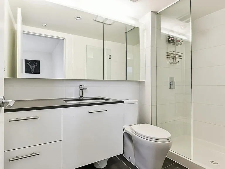 150 Cordova St E #902 — Photo 7