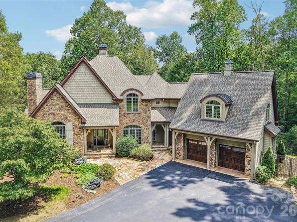 361 Mills River Way, Horse Shoe, NC 28742