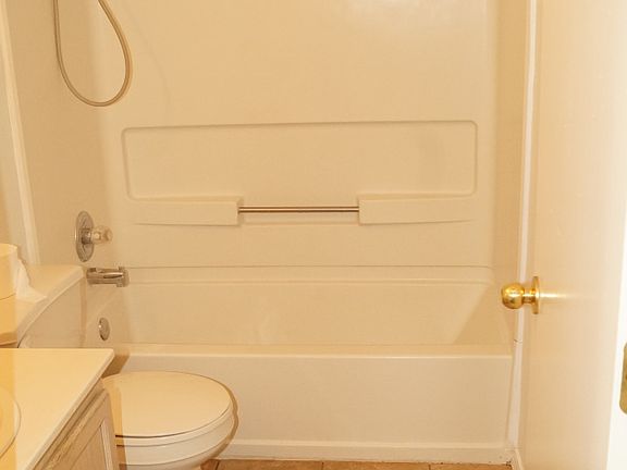3rd image of 8315 Casa Negra Ct NW