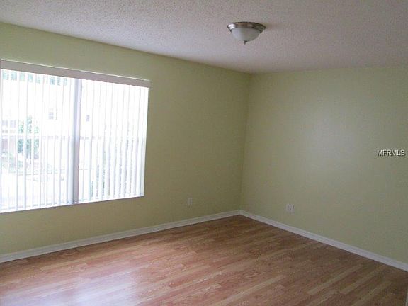 4th image of 4313 Winding River Way