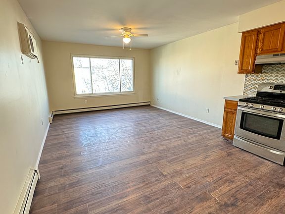 2nd image of 23 Elmtree Ave #1REAR