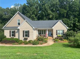 5968 Fred East Ln, Pleasant Garden, NC 27313