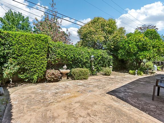 3rd image of 138 Quail Hollow Dr #138