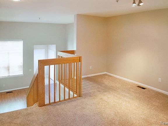 5th image of 1756 Campau Farms Cir #59/15