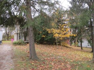 13631 W Spring St, Burton, OH 44021