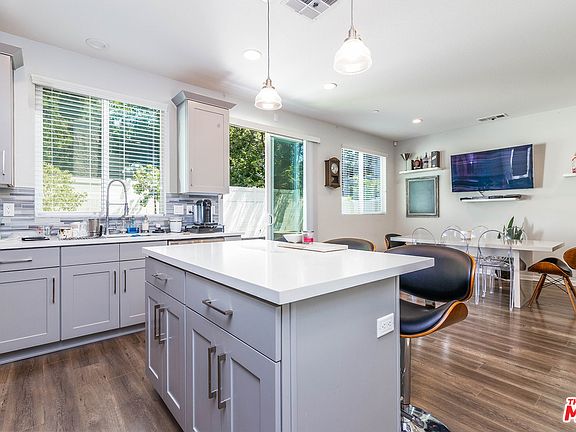 2nd image of 15609 W Lilli Way