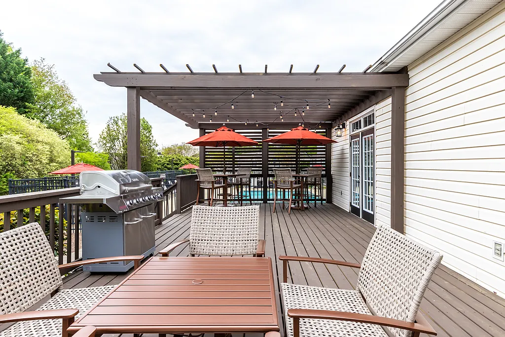 Estates at Bellwood Apartment Homes — Photo 4