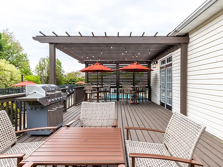 Estates at Bellwood Apartment Homes — Photo 4