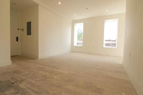 Rented by Nooklyn NYC LLC | media 17