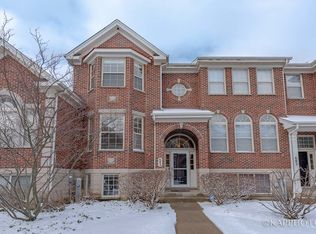 685 Prestwick Ln, Wheeling, IL 60090