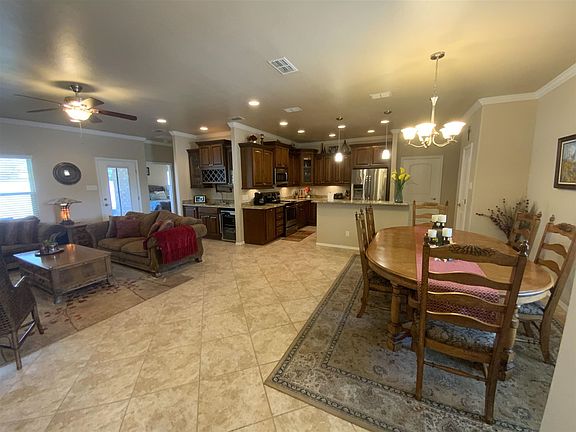3rd image of 9 Solana Ln