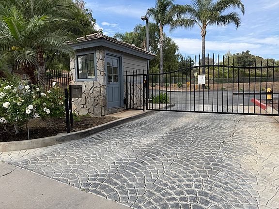 2nd image of 5760 Casa Grande Way