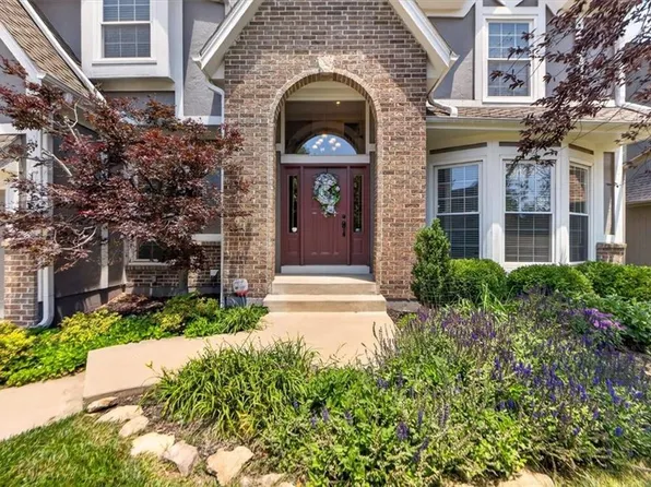 13139 Kessler St, Overland Park, KS 66213