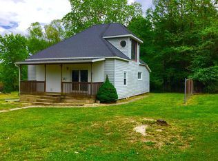 604 N State St, Christopher, IL 62822