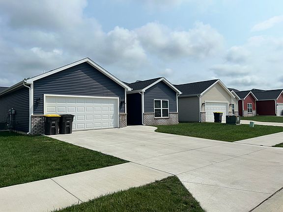 2nd image of 2078 Glastonbury Row