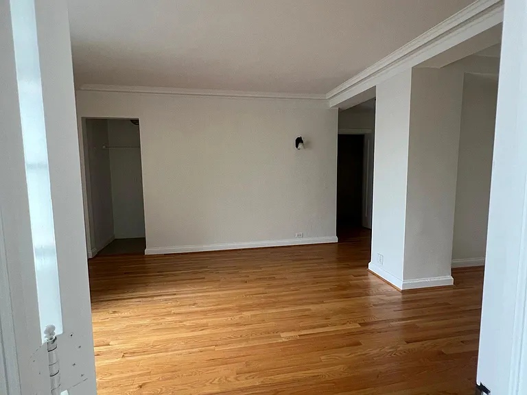 15 E Kirby St #326 — Photo 5