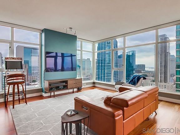 5th image of 1205 Pacific Hwy #2105