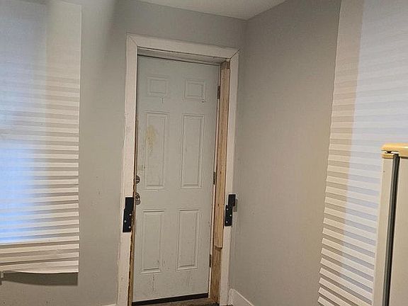 5th image of 5008 Ogden St